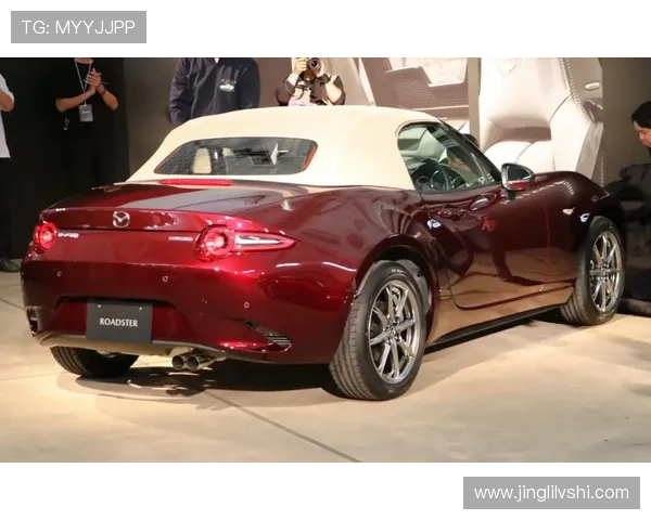 12万买台10年车龄的马自达MX-5,朋友:为啥不买TT