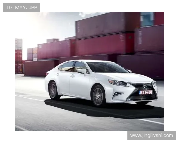 12.8万!2015款雷克萨斯ES白色中大型轿车